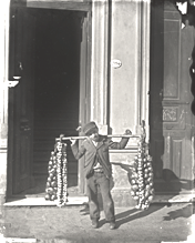 El vendedor de cebollas, c. 1910 (Archivo General de la Nacin)